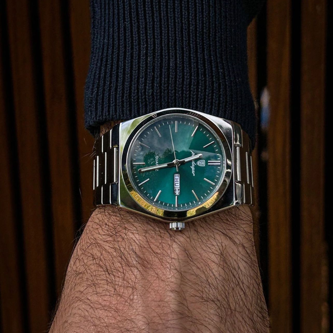 Clock Poedagar Signature®